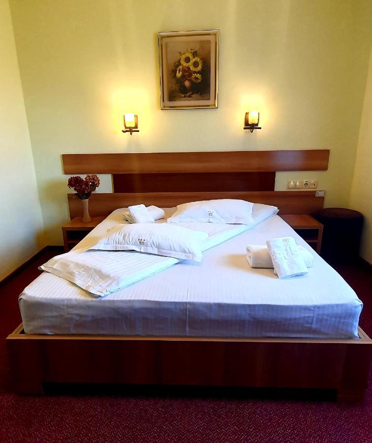 Motel Cool Bărcăneşti 外观 照片