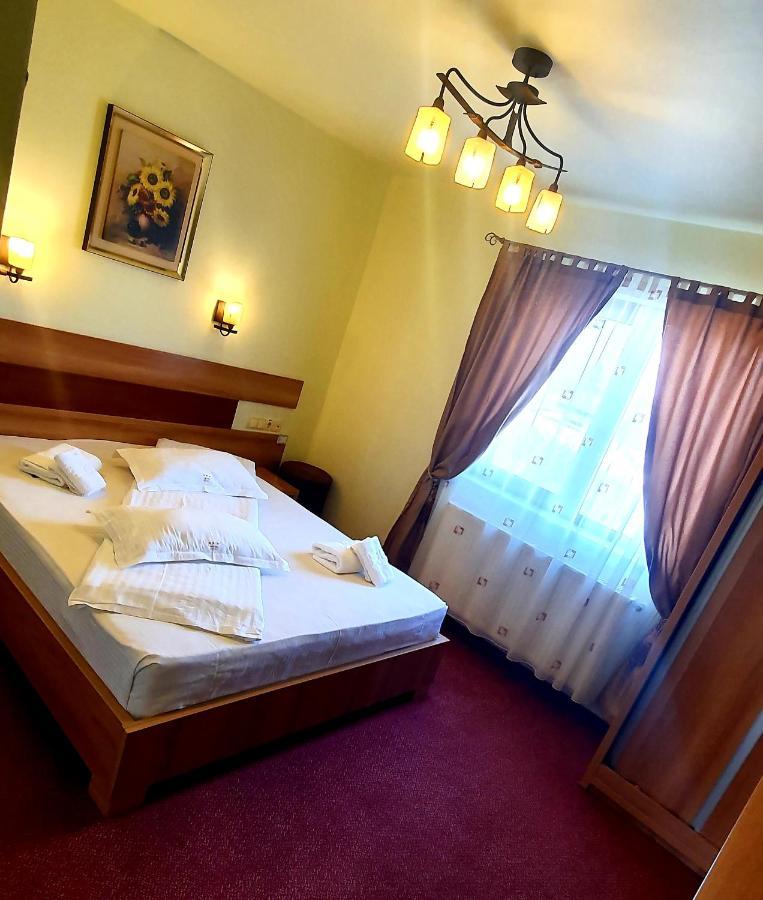 Motel Cool Bărcăneşti 外观 照片